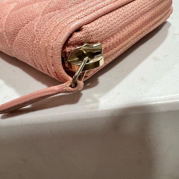 Chanel caviar quilted boy zip around wallet in pink - Picture 6 of 10